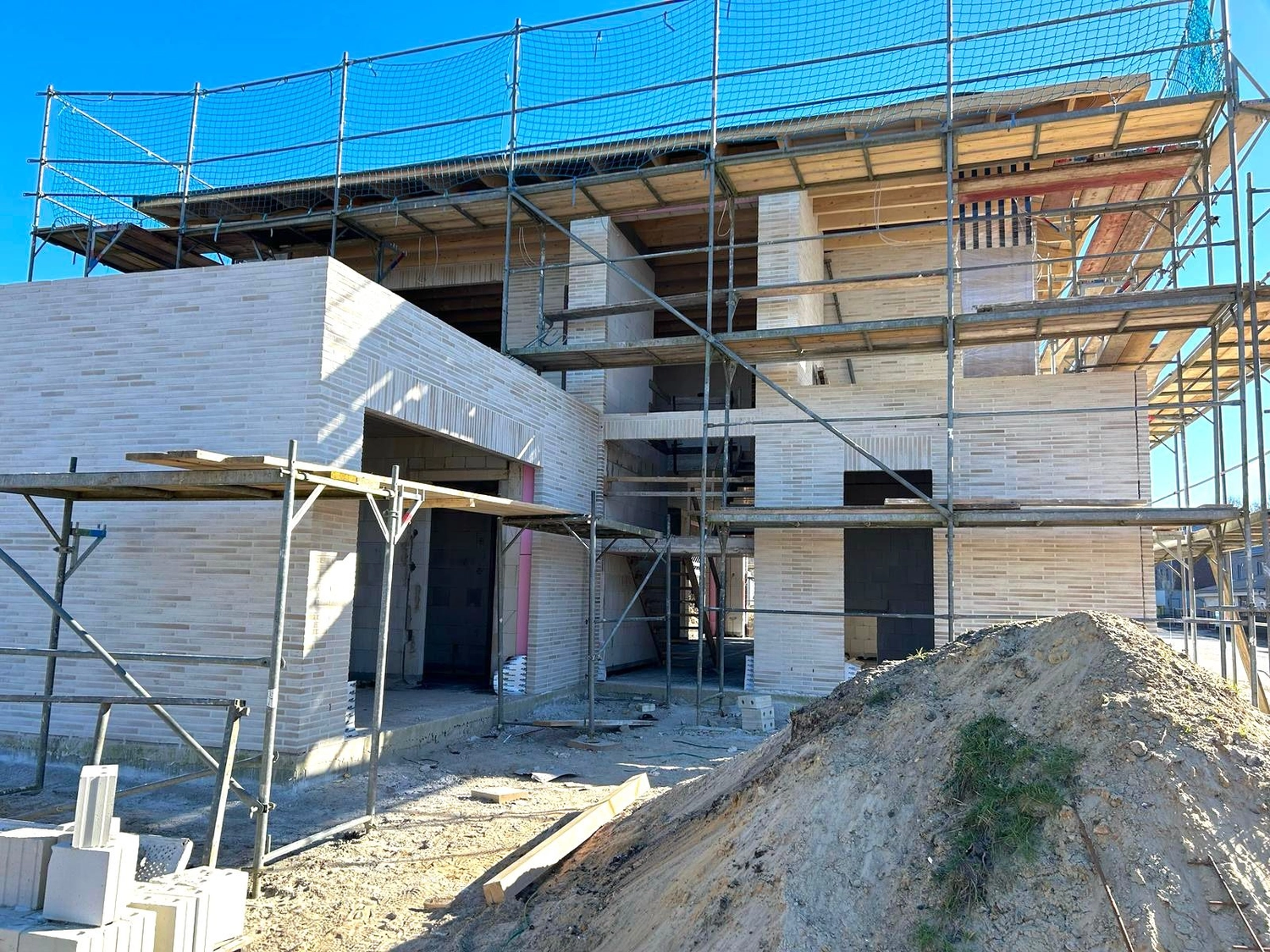 GMR - Bau - Rohbau, Verblendarbeiten, Sichtmauerwerk - Verblendarbeit Projektstandort