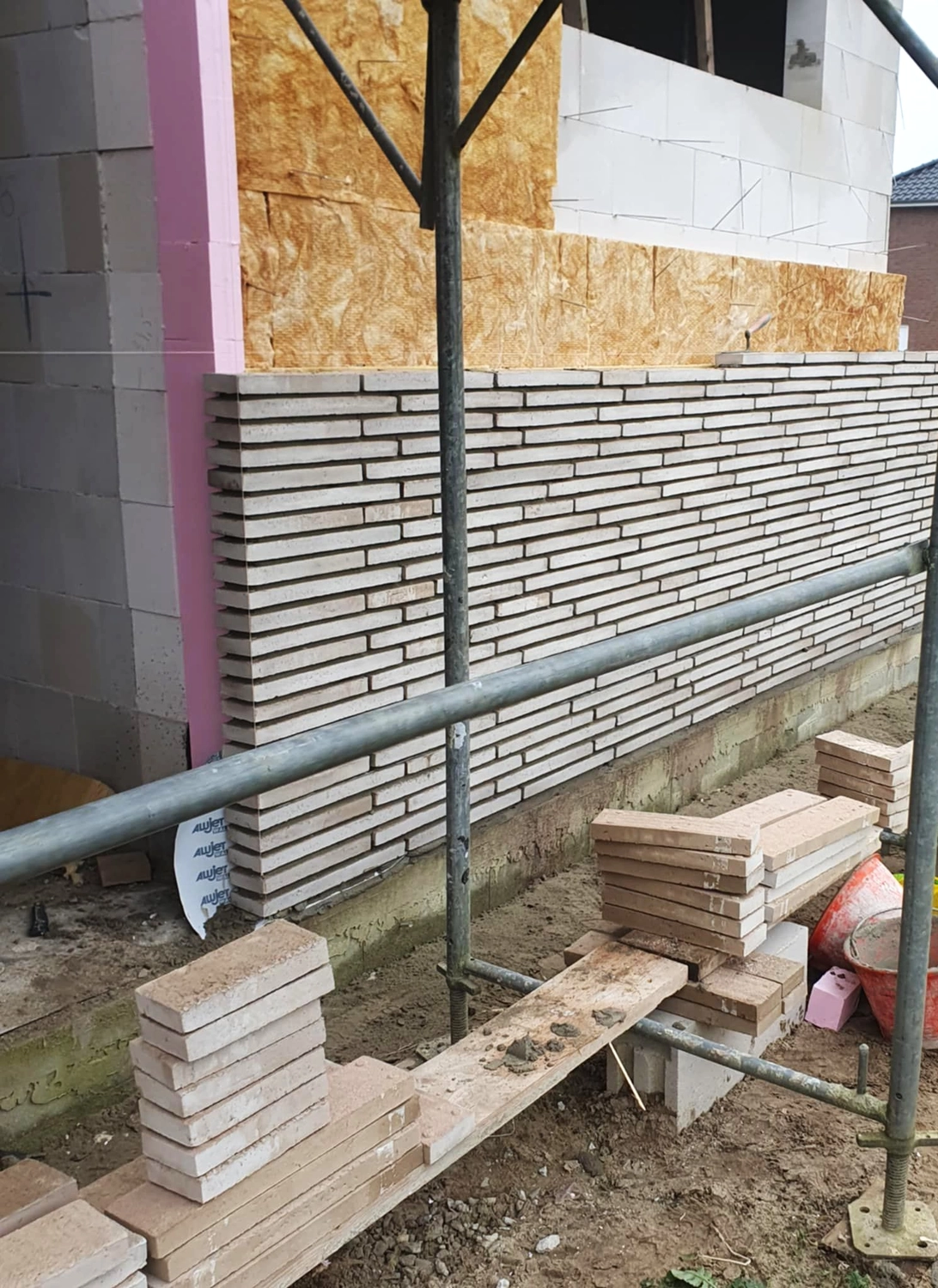 GMR - Bau - Rohbau, Verblendarbeiten, Sichtmauerwerk - Verblendarbeit Projektstandort