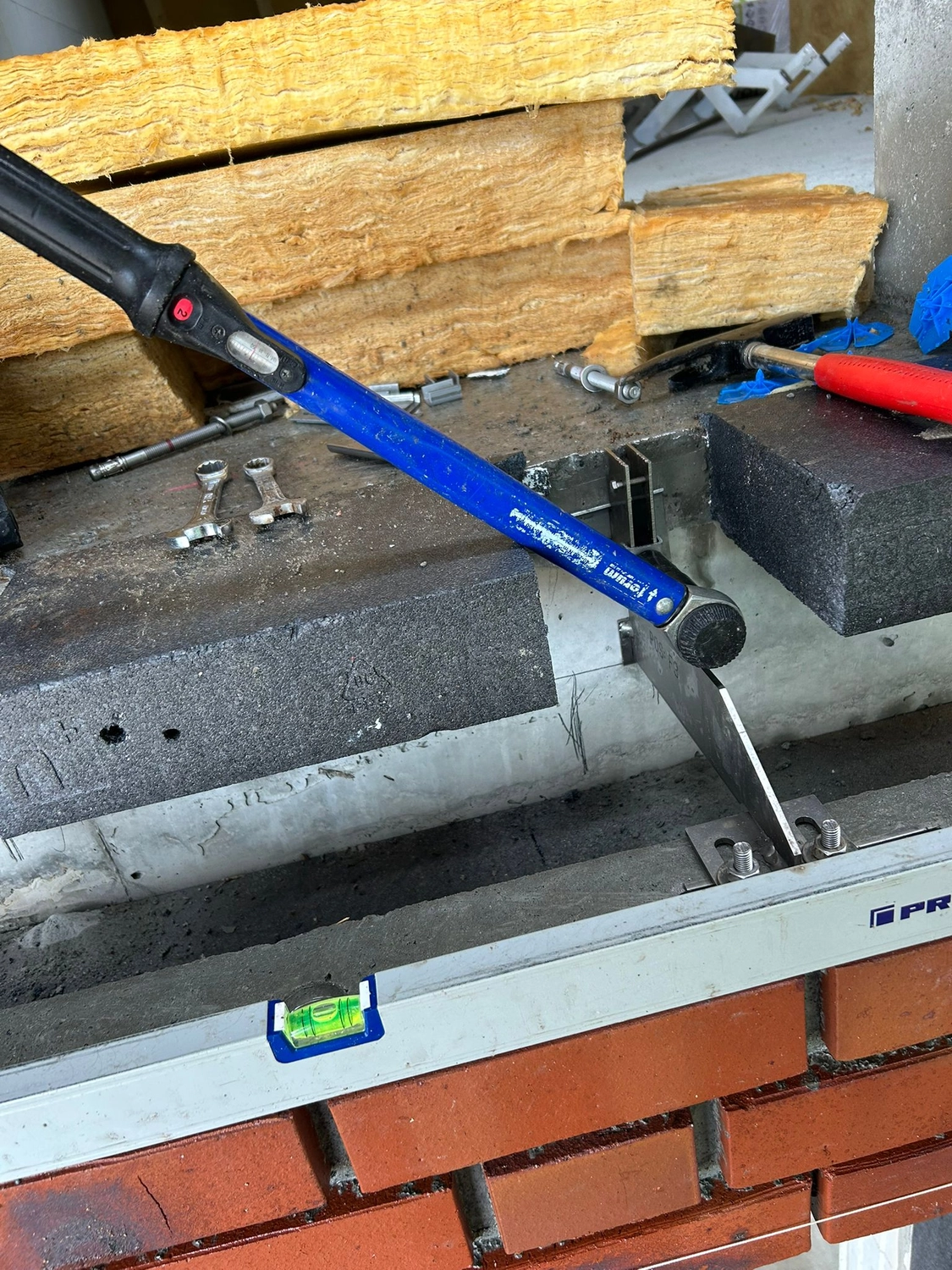 GMR - Bau - Rohbau, Verblendarbeiten, Sichtmauerwerk - Verblendarbeit Projektstandort