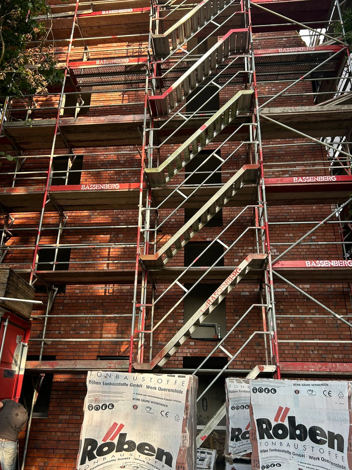 GMR - Bau - Rohbau, Verblendarbeiten, Sichtmauerwerk - Verblendarbeit Projektstandort