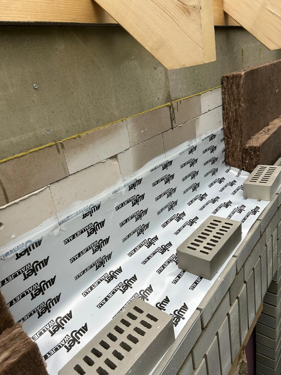 GMR - Bau - Rohbau, Verblendarbeiten, Sichtmauerwerk - Verblendarbeit Projektstandort